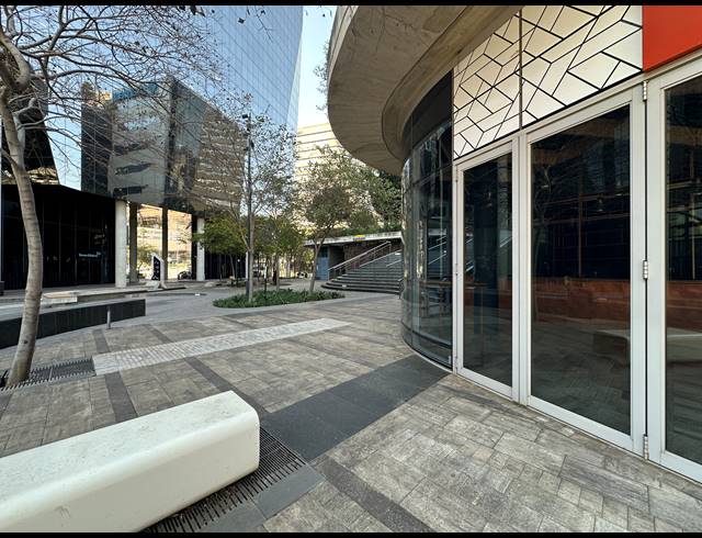 262M² OFFICE TO LET IN SANDTON CENTRAL
